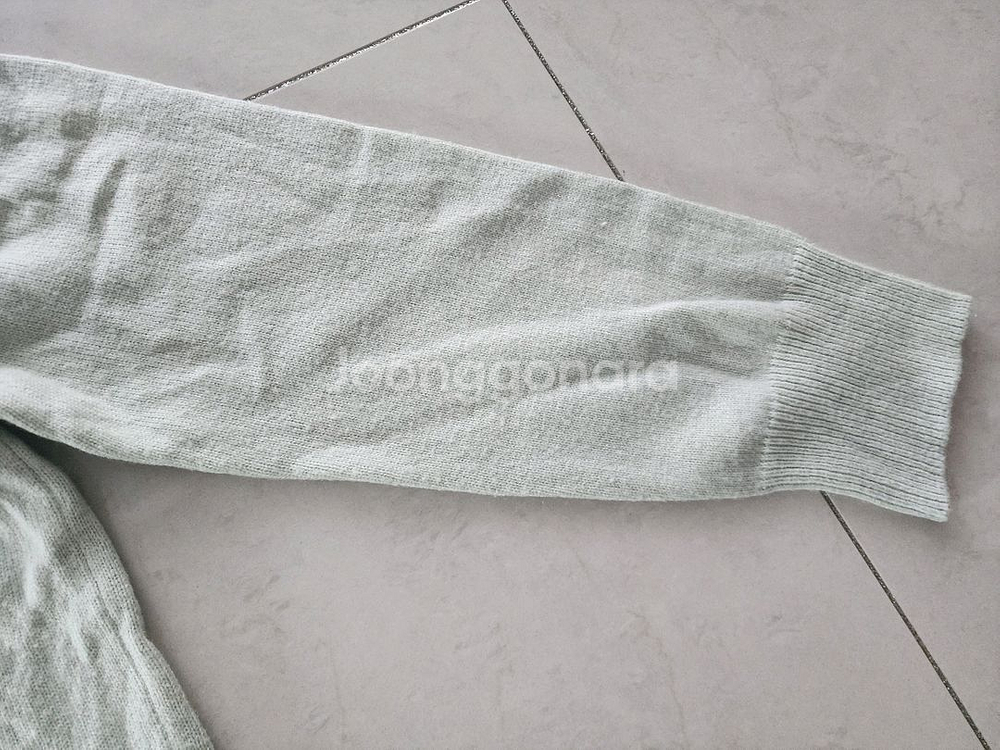 탑텐우먼 90ㅡ66사이즈 겨울 니트 두개팔아요--8