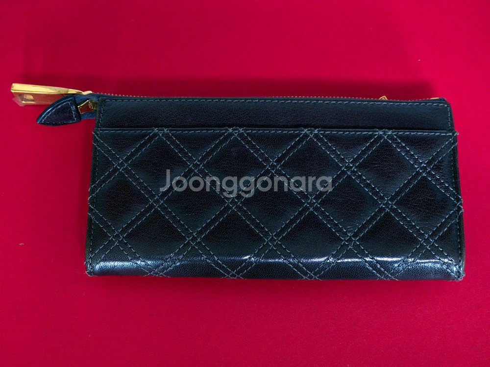 마크 제이콥스 퀼팅 투포켓 장지갑 다크브라운(정품)--4