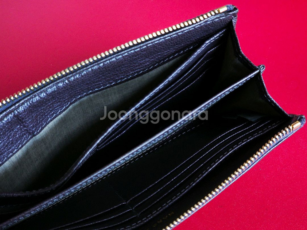 마크 제이콥스 퀼팅 투포켓 장지갑 다크브라운(정품)--7