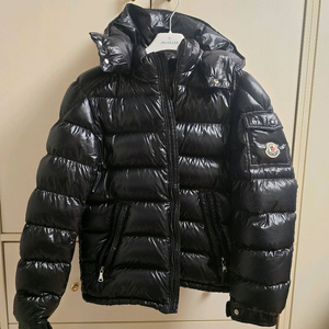 몽클레어 키즈 뉴마야 블랙 패딩 12Y