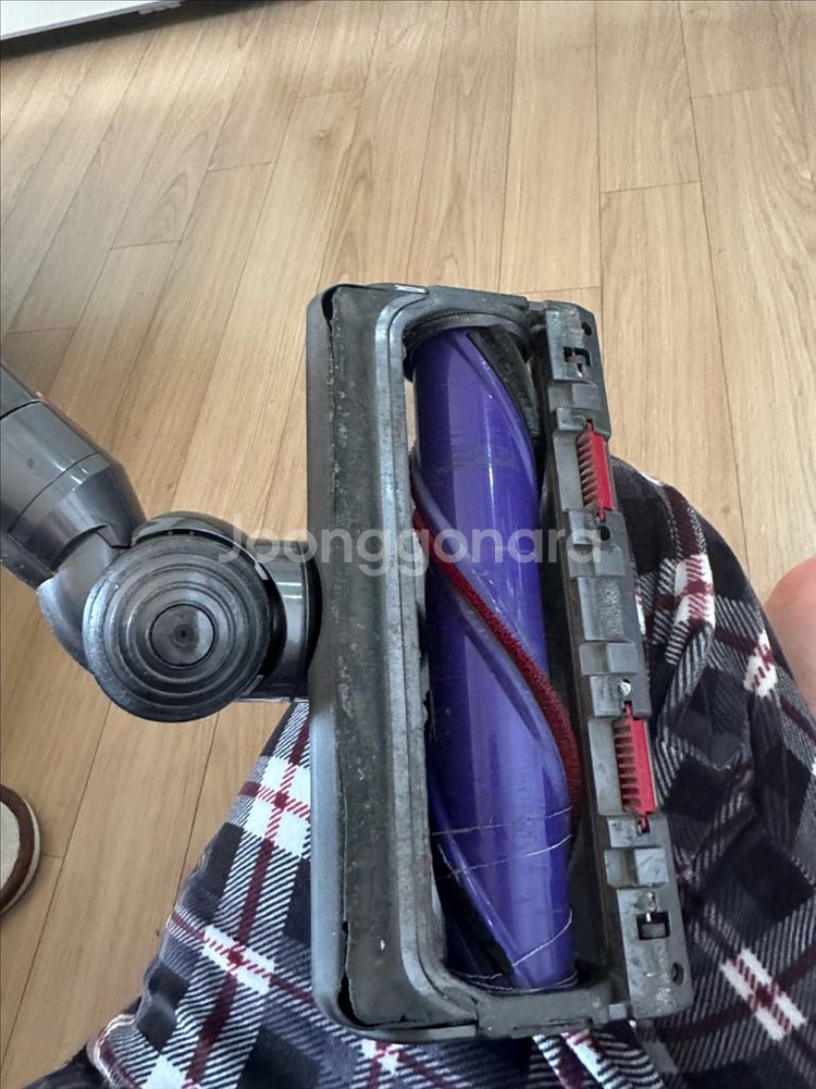 다이슨 V10 무선청소기--6