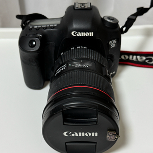 EOS 5D Mark III + 24-70mm 렌즈 + 그 외 구성품