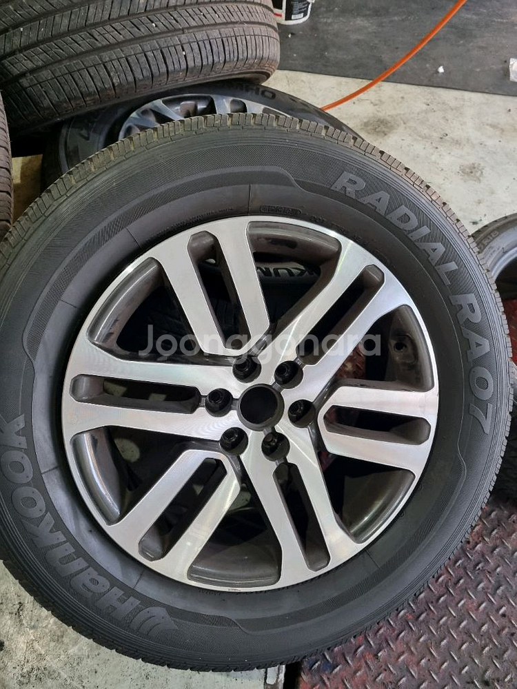 모하비 18인치 휠타이어 판매--1