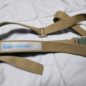 블루 포스 기어 비커스 슬링 코요태 브라운