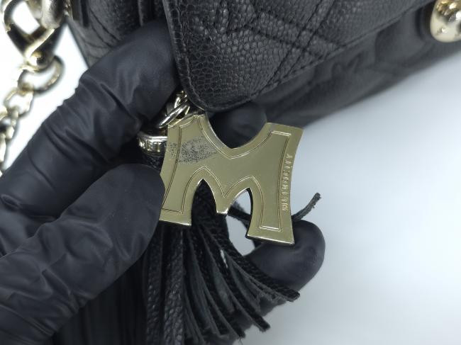 메트로시티 M171MQ0563Z 퀼팅 체인 블랙 골드 숄더백 클래식 M로고 가죽백 크로스백--5