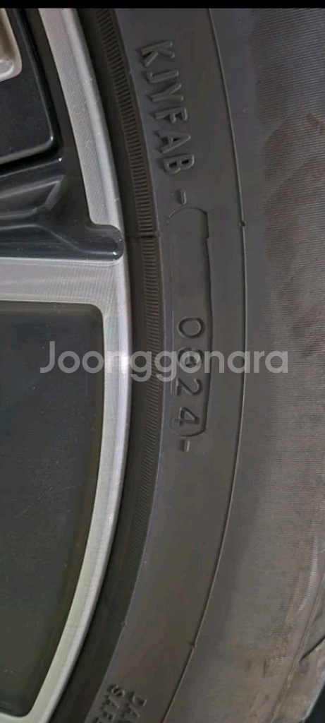 요코하마 20인치 타이어 1대분 (245/45/20R, 275/40/20R)--2