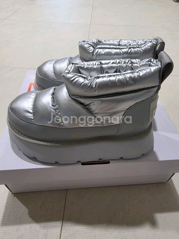 마르디 메크르디 숏패딩부츠 230사이즈 새제품--1