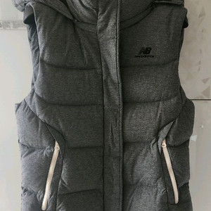 뉴발란스// 오리털 패딩조끼