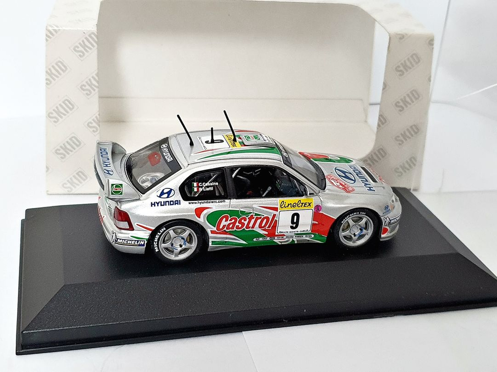 1:43 1/43 스키드 현대 엑센트(베르나) WRC 2001 몬테카를로 / 피에르 리아티 랠리카 다이캐스트 모델카 이미지