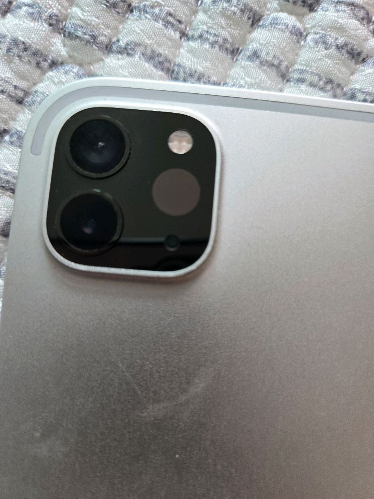 아이패드 프로 12.9 5세대 m1 256g--4