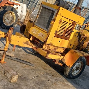 목재 잔가지 파쇄기