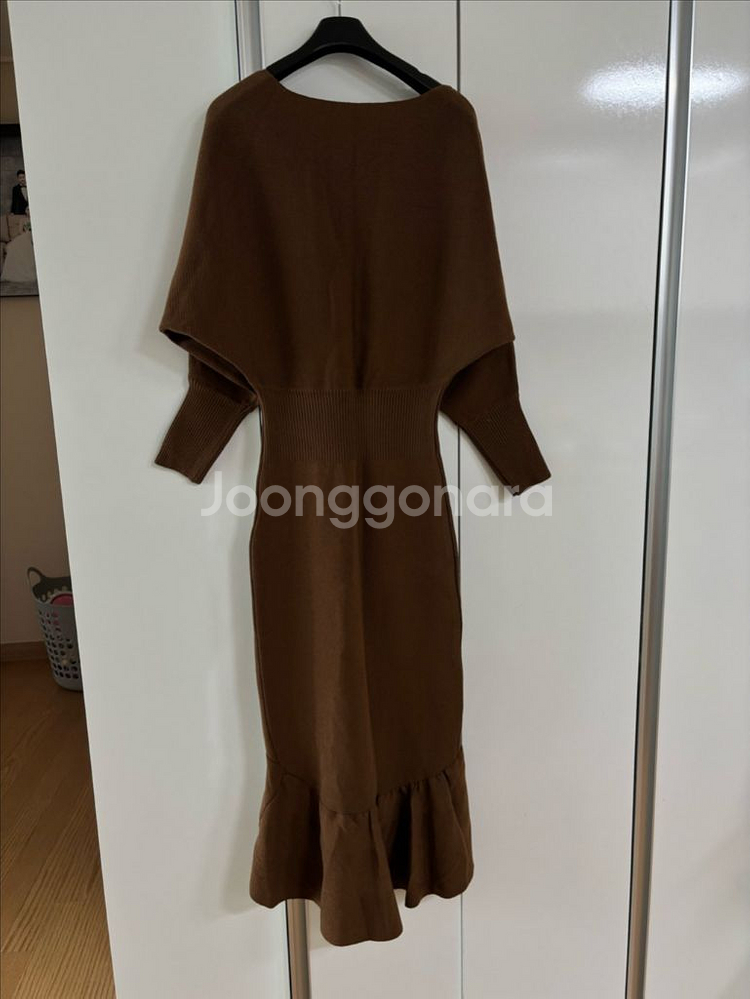 [미사용]여성 언발란스 니트 원피스--1