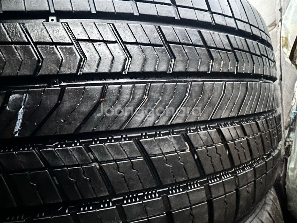 245 40 19금호중고타이어한대분2454019--1