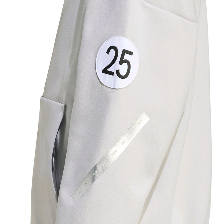 아디다스메르세데스 후디 silver arrow adidas mercedes 이미지