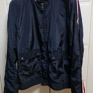 몽클레어 남성 바람막이 이미지