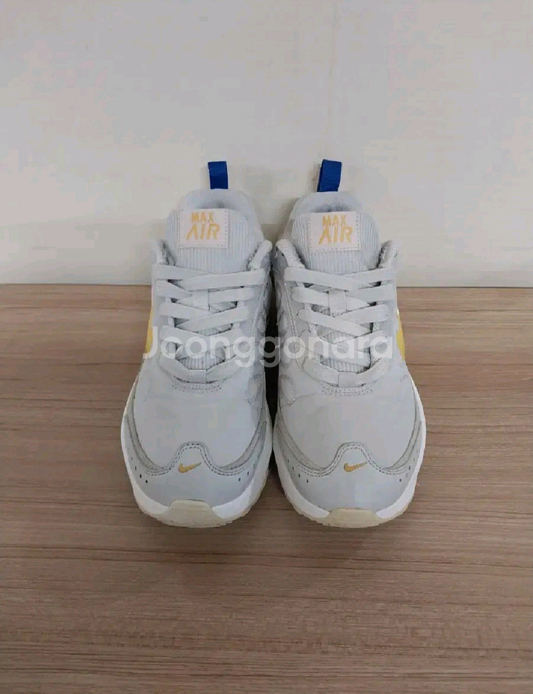 여성 나이키 에어맥스 AP 운동화 (250)--0