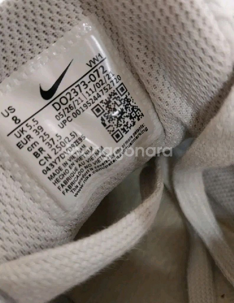 여성 나이키 에어맥스 AP 운동화 (250)--9