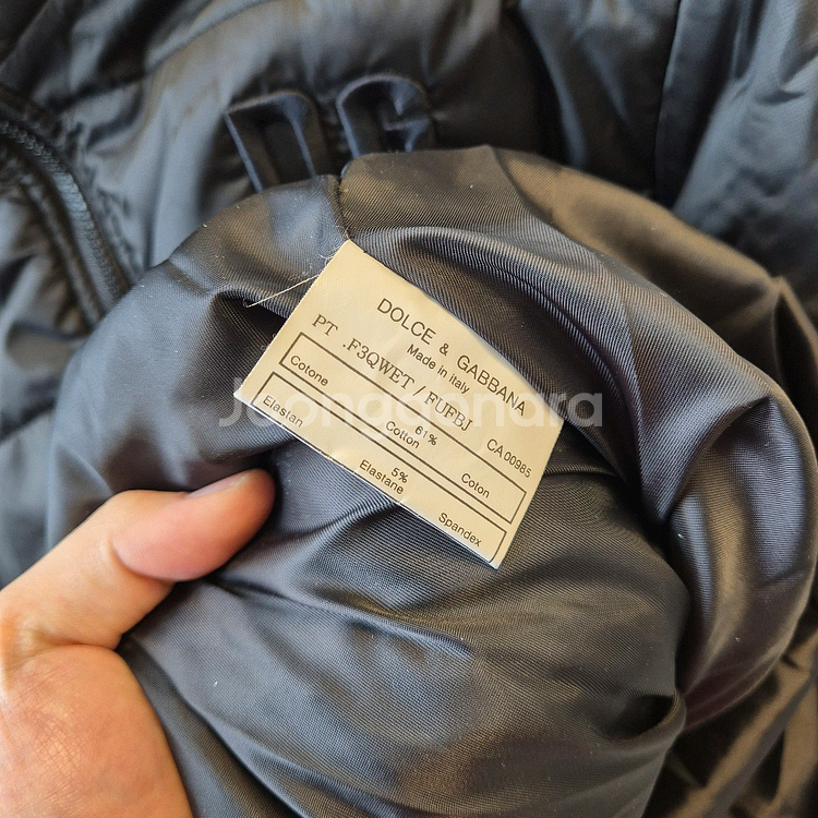 돌체앤가바나 DG 블랙 경량 패딩 점퍼--4