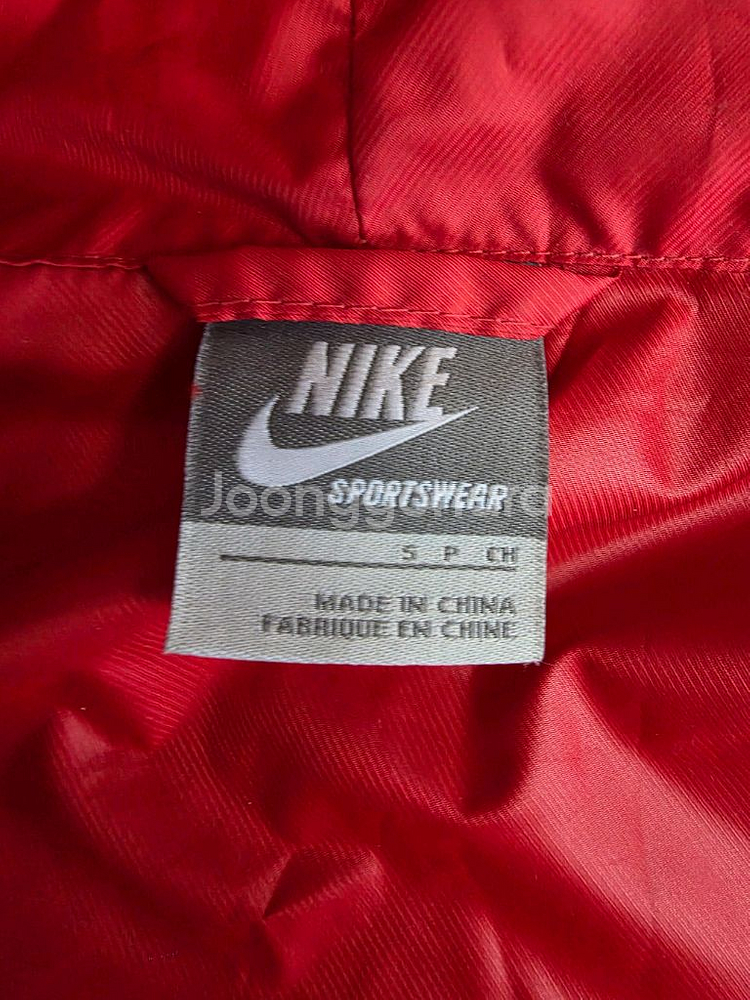 나이키 바람막이 성인 55. 나이키 키즈 150.--1