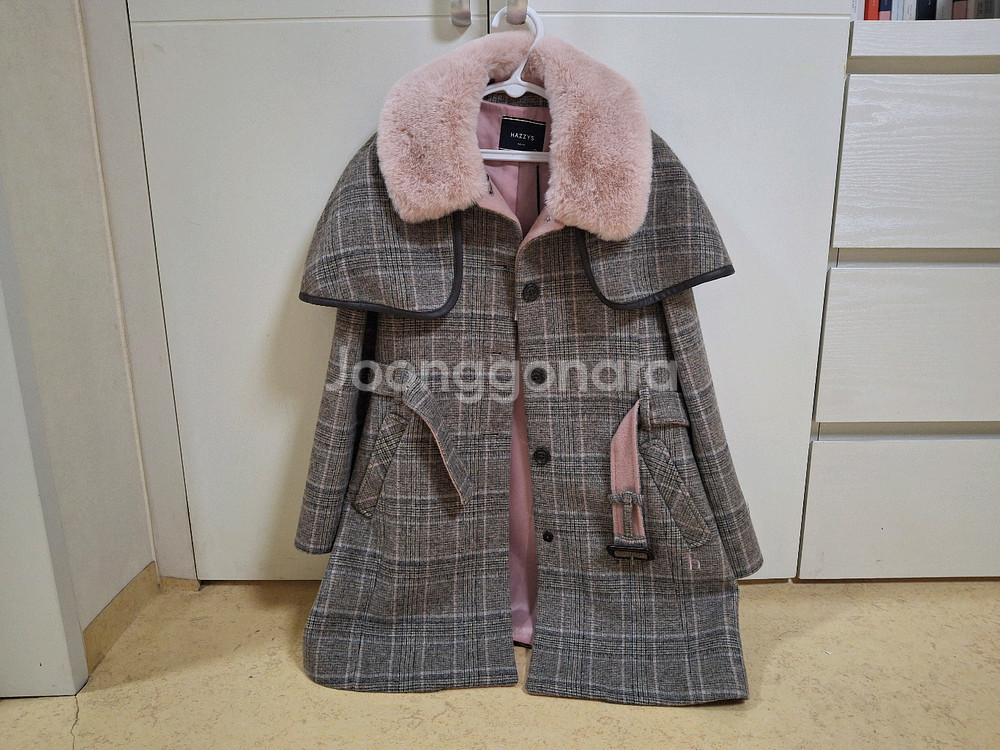 헤지스키즈 여아코트 145 11y 사이즈 택있는 새상품--0