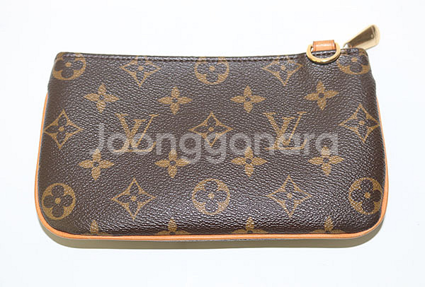 정품 루이비통 모노그램 클러치백--1