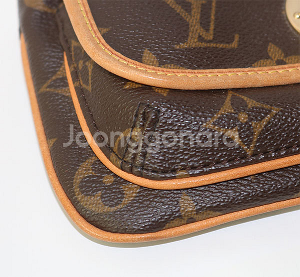 정품 루이비통 모노그램 클러치백--3