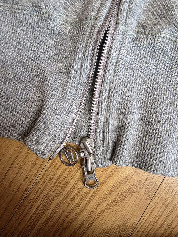 나이키 후드 집업 키즈 150. 성인 55 가능.--2