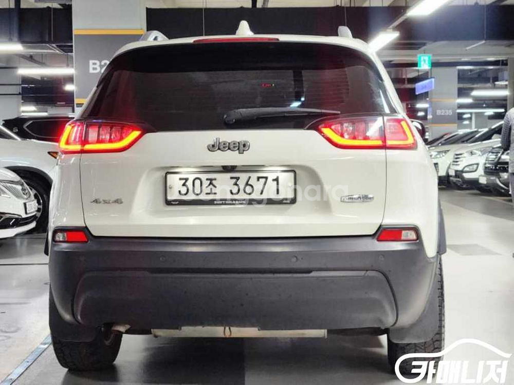 [지프]체로키(KL) 2.4 론지튜드 AWD (5인승) #가을특가--2