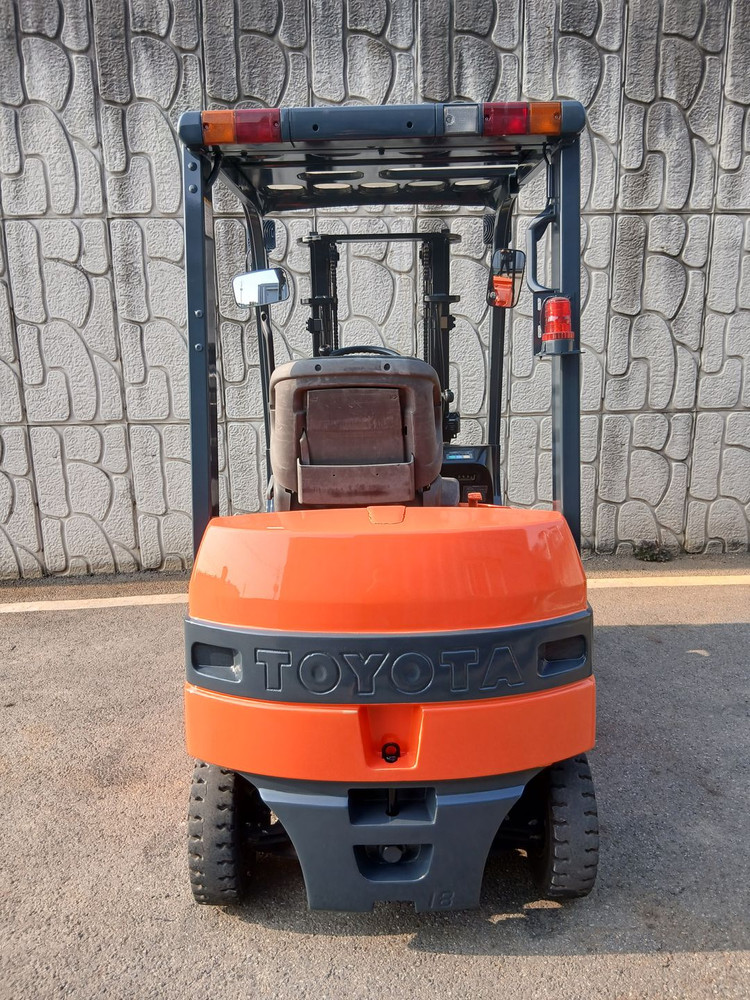 [팔아요] 토요타 1.8톤 전동(좌식) 지게차--4