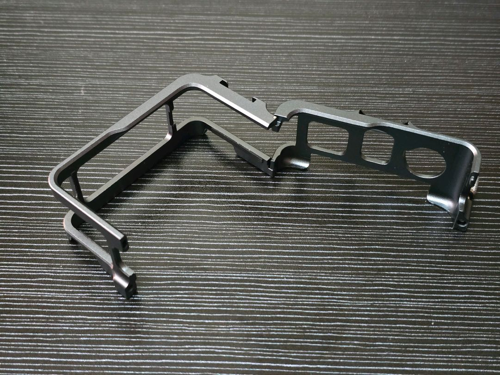 인스타 360 에이스 프로 2 메탈 케이지--3