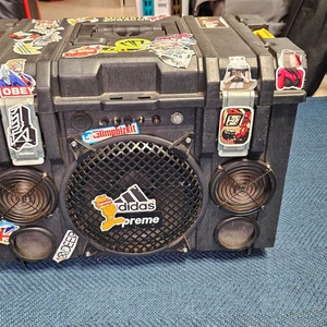 **몬스터 파라코드 공구통 스피커(제작) + 100A 인산철 파워뱅크 세트 이미지