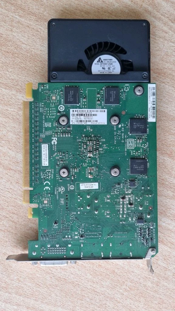 쿼드로 K2200 그래픽카드 이미지