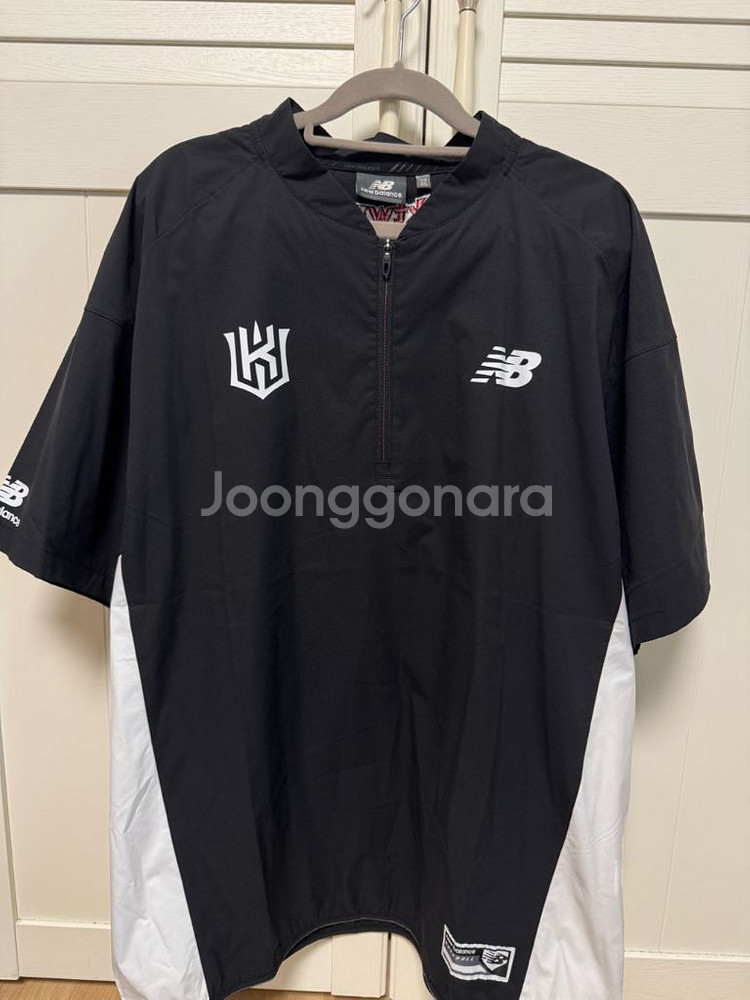 kt wiz 선수지급용 야구 바람막이 판매합니다. 케이티위즈--0