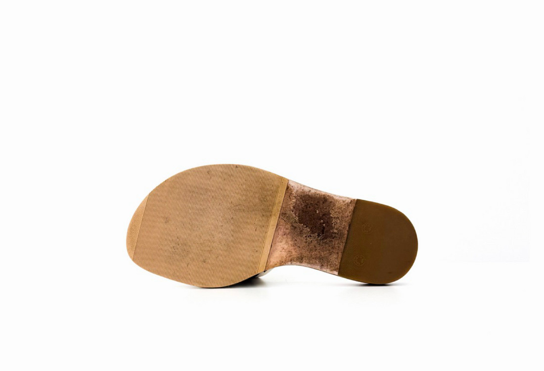 M 루이비통 여성 마그네틱 락잇 슬라이드 슬리퍼 화이트--5