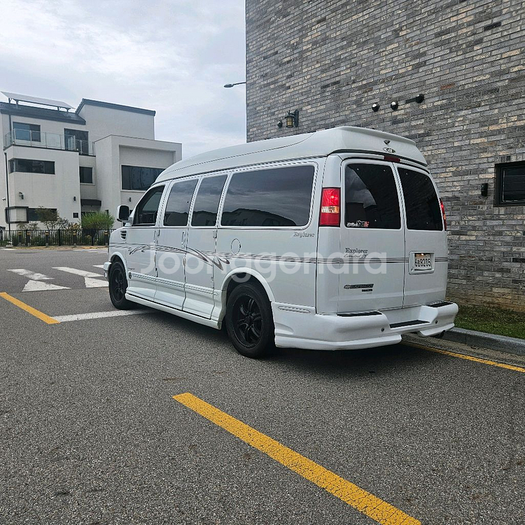 익스프레스밴 판매나 대차--3