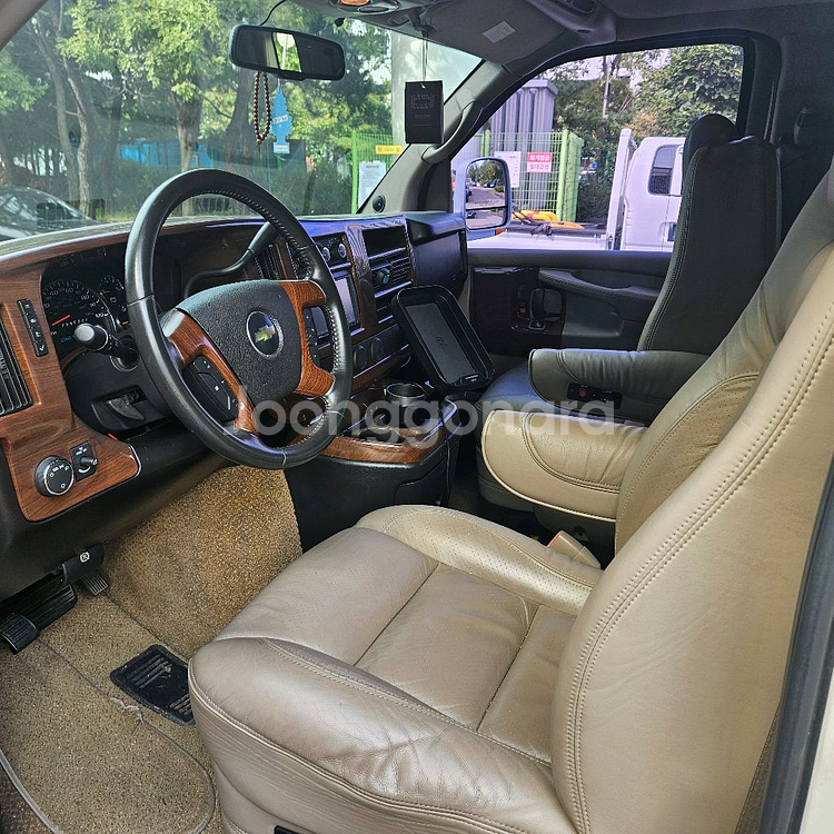 익스프레스밴 판매나 대차--8