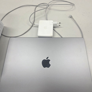 맥북프로 M1 16인치 16GB 1테라 저렴하게팔아요