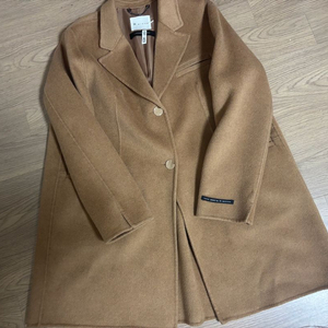 새상품급 잇미샤 핸드메이드 코트 에이라인 카멜베이지 프리사이즈