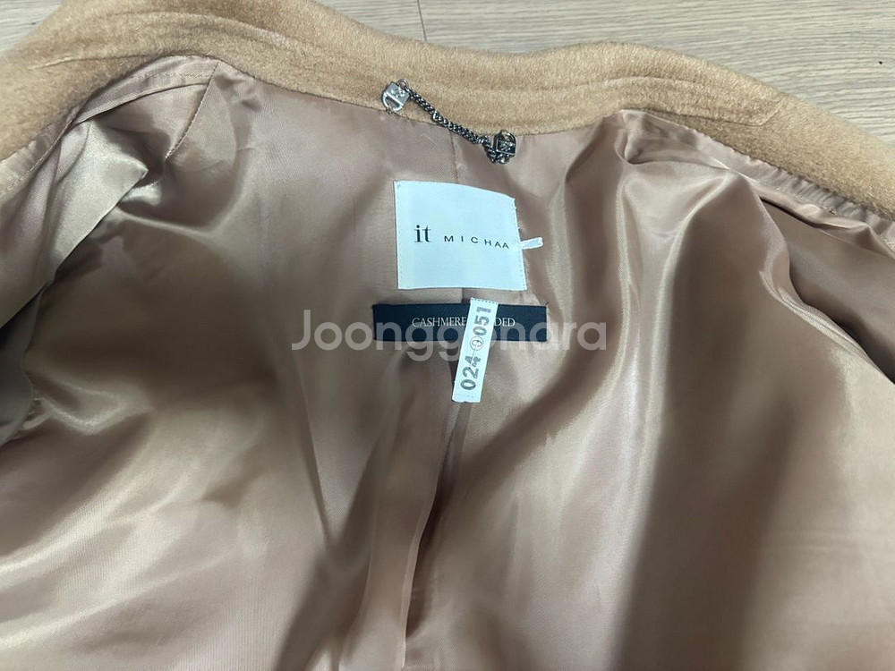 새상품급 잇미샤 핸드메이드 코트 에이라인 카멜베이지 프리사이즈--4