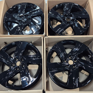 쏘렌토 MQ4 19인치 블랙 중고 휠 팝니다. 235 55 19