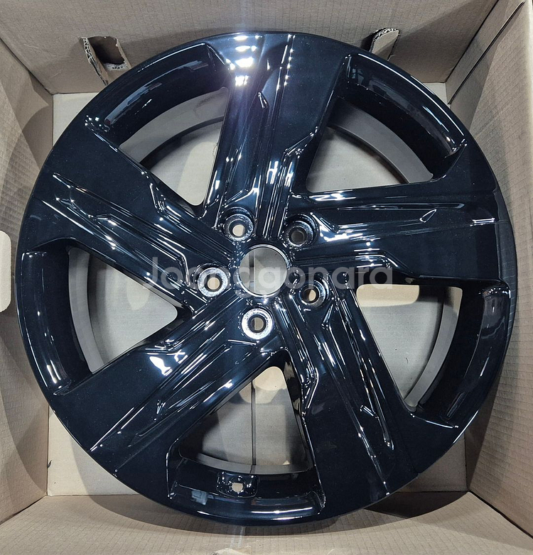 쏘렌토 MQ4 19인치 블랙 중고 휠 팝니다. 235 55 19--4