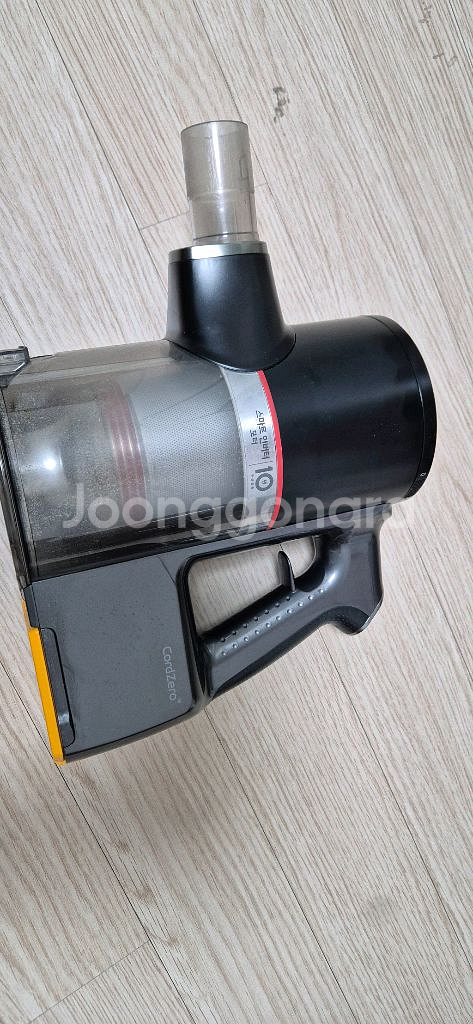 LG 코드제로 무선청소기 본체.소프트해드 팝니다--2