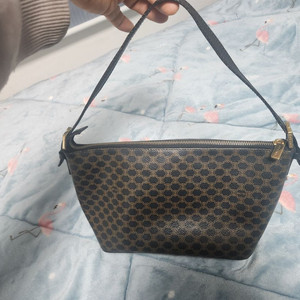 정품 셀린느 가방 판매합니다