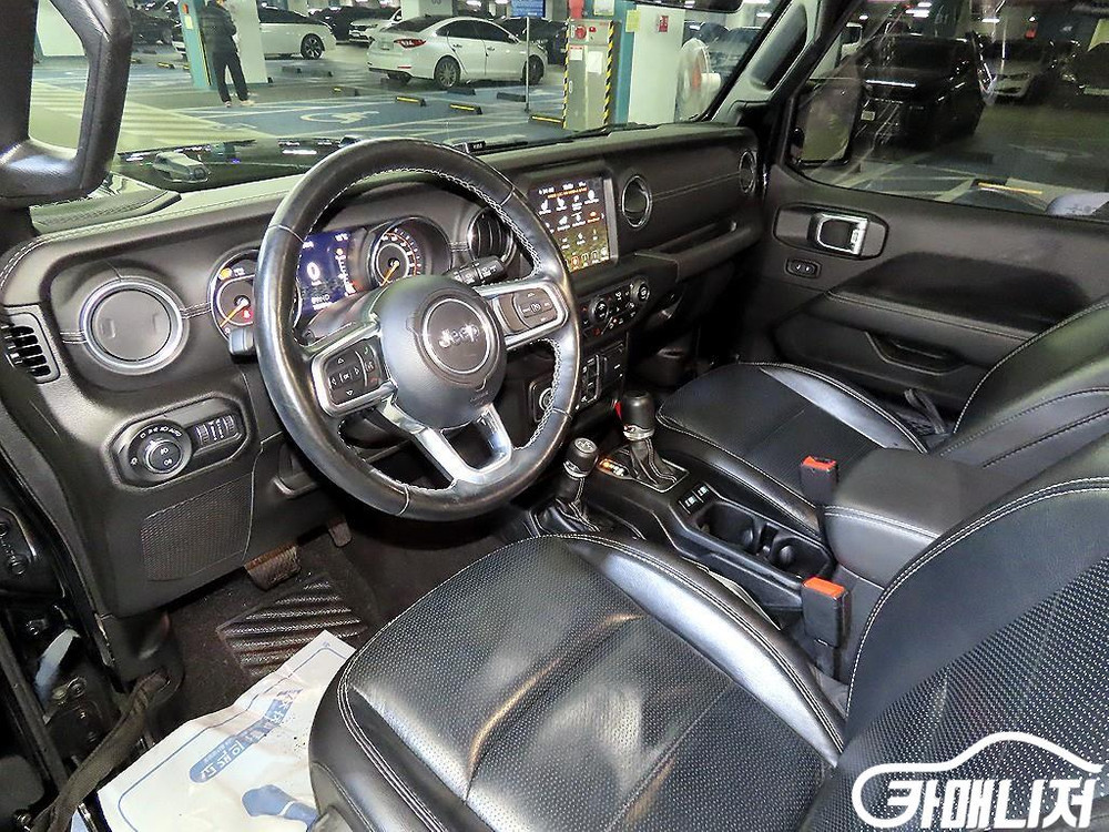 [지프]랭글러 (JL) 2.0 오버랜드 4도어 #가을특가 이미지