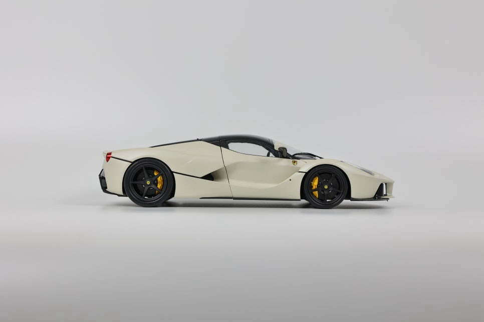 1:18 BBR 라페라리 후지화이트 다이캐스트 이미지