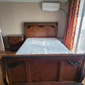 (대구)엔틱침대, 협탁, 화장대ㅡ25만원