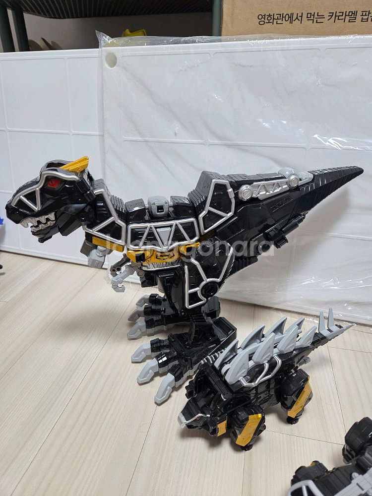 파워레인저 다이노포스(수전전대 쿄류쟈)DX 티라노킹 다크버전팝니다--2