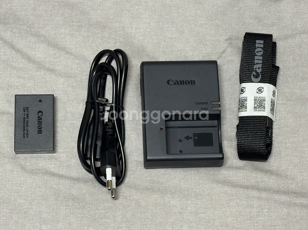 캐논R50V 14-30mm KIT 판매합니다--3