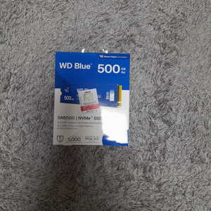 M.2 NVMe SSD 500GB / Wd blue SN5000