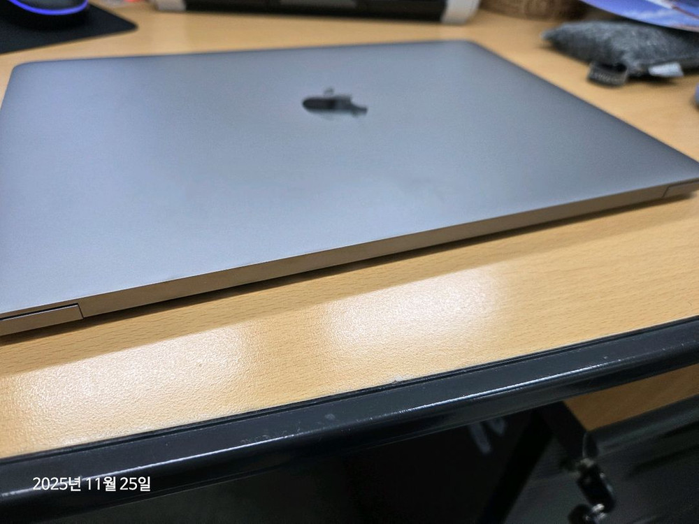 맥북프로 2018 13인치 터치바 16G 이미지